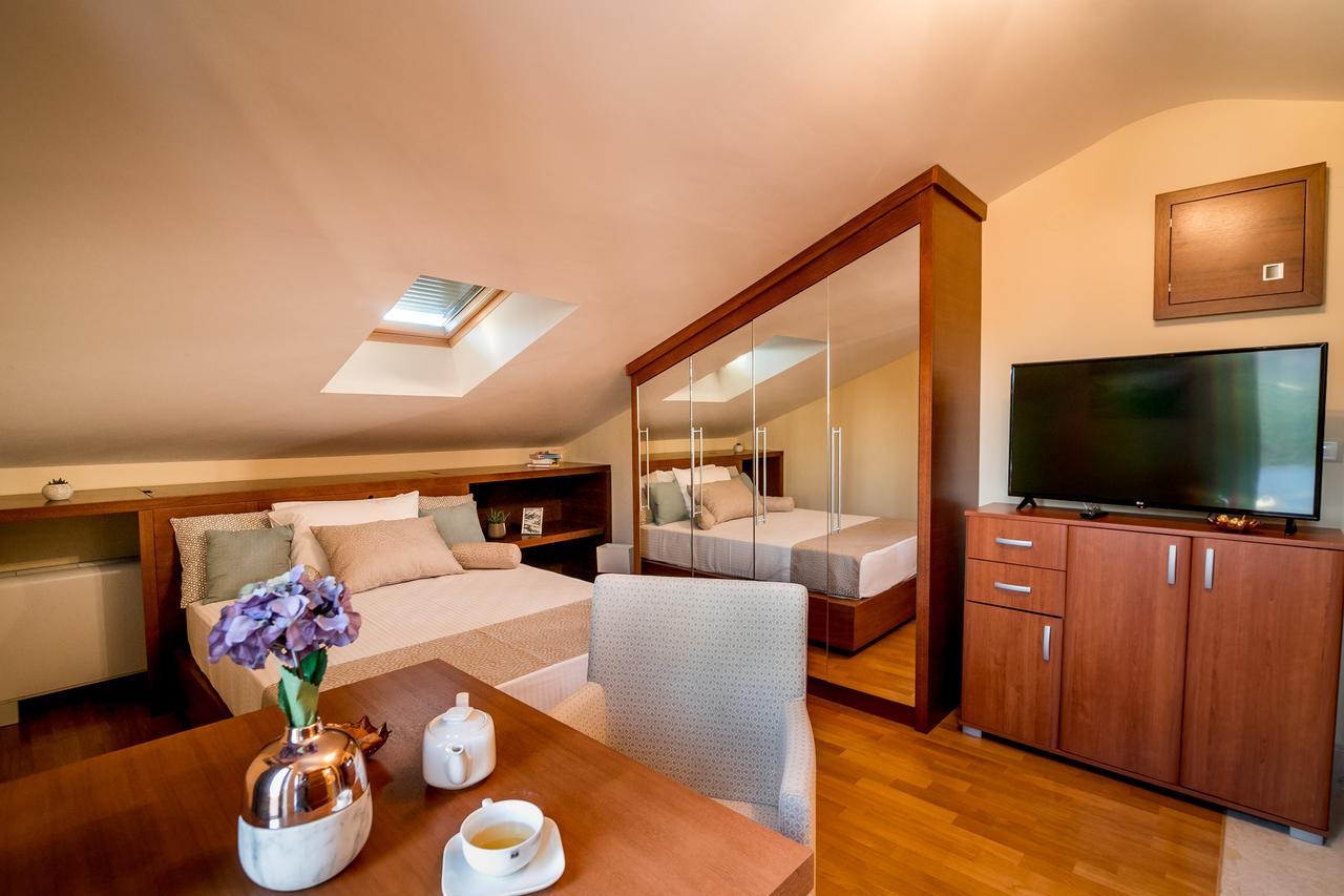 Hedera Residences - Kumbor แฮร์เซ็ก-โนวี ภายนอก รูปภาพ