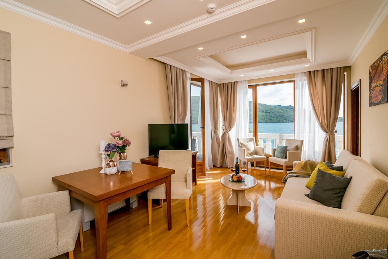 Hedera Residences - Kumbor แฮร์เซ็ก-โนวี ภายนอก รูปภาพ